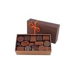 COFFRET DE CHOCOLATS ASSORTIS 200G